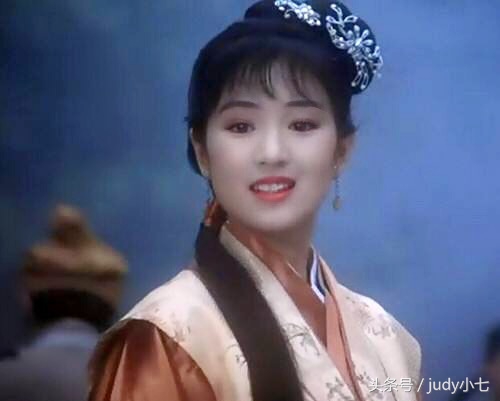 巩俐主演大红灯笼高高挂9集,巩俐大红灯笼高高挂电影