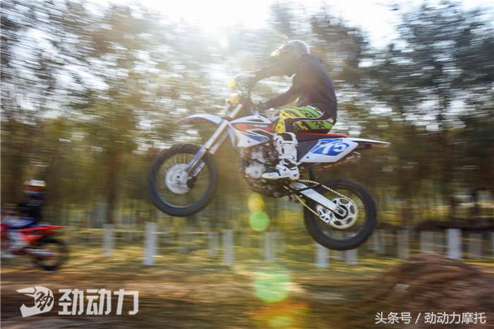 减震比较好的国产越野摩托车,国产越野摩托车300参数