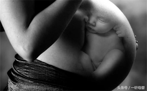 孕妈一坐着或者侧躺胎动特别多,孕妈做这些动作胎儿很舒服