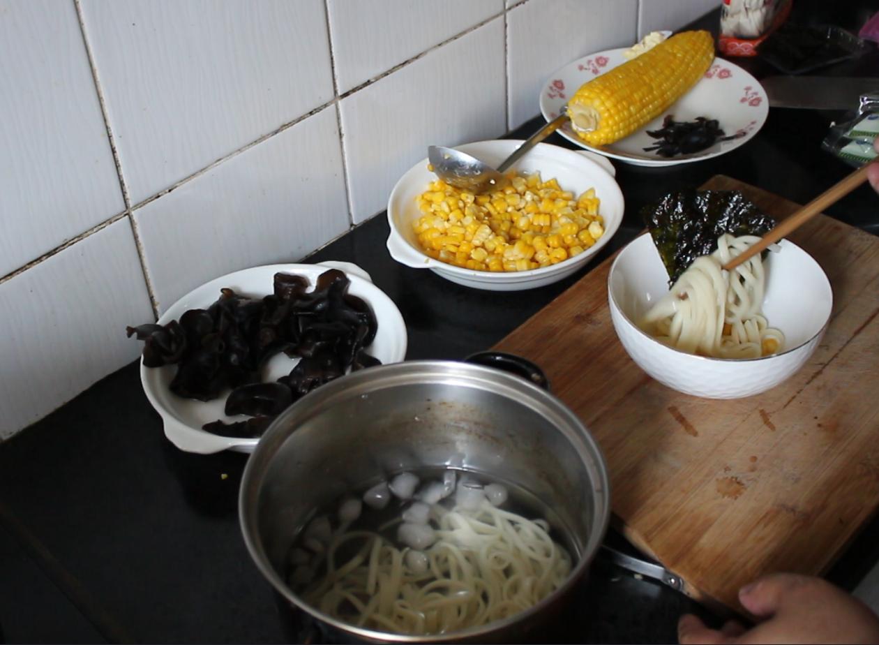 自己动手做碗拉面秒杀很多餐馆