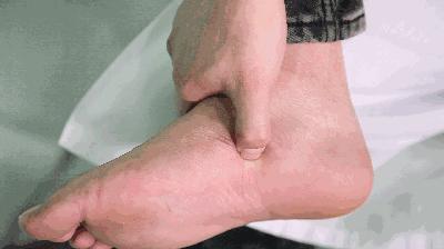 女士新鞋磨脚后跟怎么处理,如何解决新鞋磨脚的问题