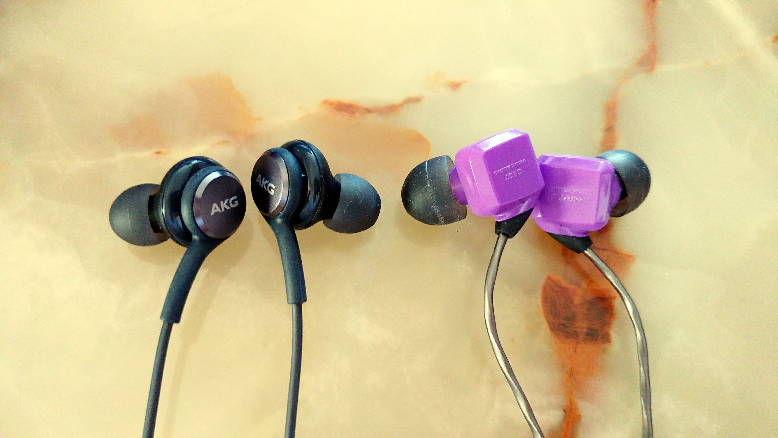 那记忆中如水晶般的清澈——三星S8原配AKG耳塞评测