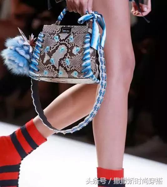 郭晶晶杨澜Angelababy刘雯……Fendi找了六位大咖设计包包，你觉得怎么样？