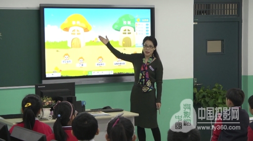 从投影到交互智能平板，学生视力威胁在减少