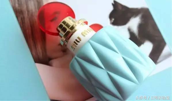 单身多年！老子终于靠这瓶香水把女神追到了手（评论送耳机）