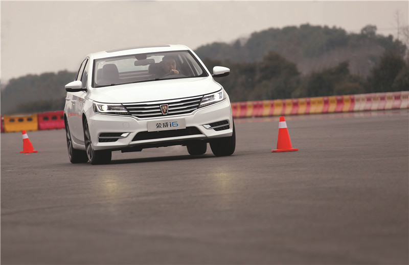 荣威新i6,十万公里的混动荣威i6