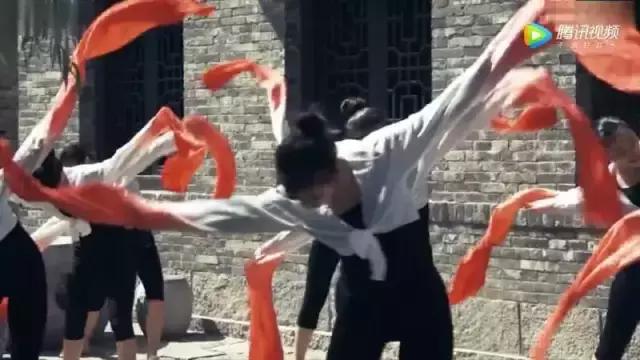 学校毕业季舞蹈大学,学校毕业季的舞蹈