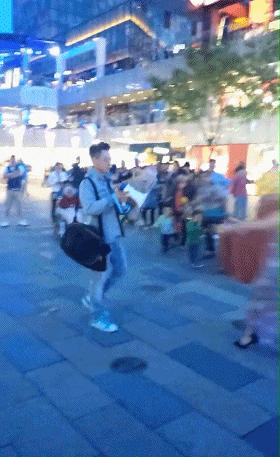 搞笑gif为了胜利我将不择手段,搞笑gif别惹我我疯起来自己都害怕