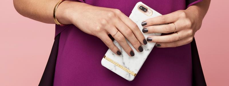 维密模特gigihadid,超模gigihadid的一周时尚穿搭