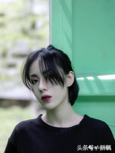 那些留短发的网红，居然辨识度统一比长卷发网红高！比如这个水原希子和王大陆的综合体