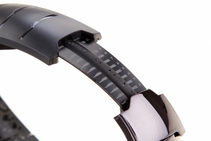 罗技无线游戏耳机g733,罗技g933s耳机测评