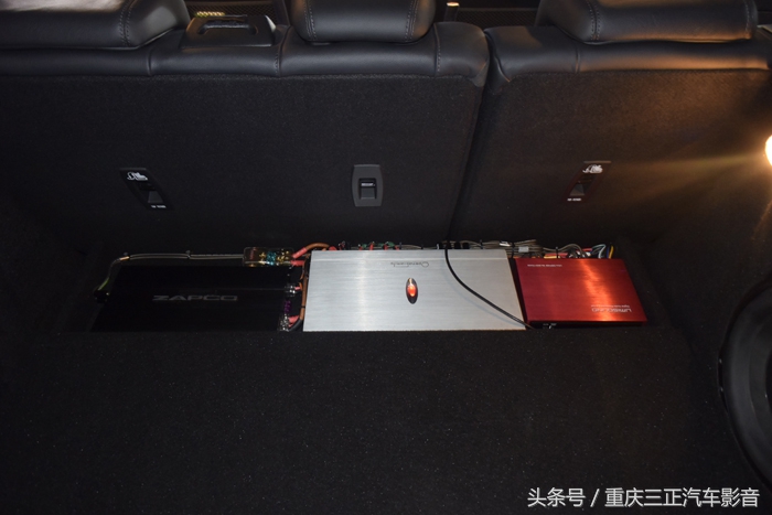 奇瑞路虎极光运动版2024款,奇瑞路虎极光视频介绍