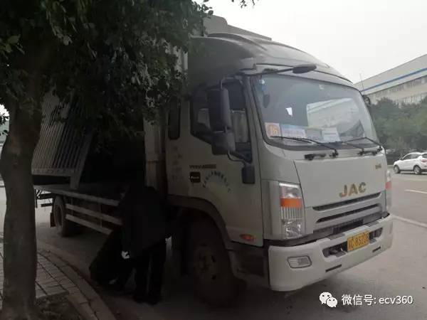 韩振法,江淮帅铃3.8米排半轻卡测评