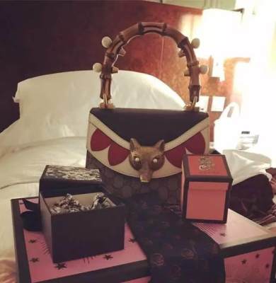 哪些大牌包包不易过时,为什么这么多大牌包包这么便宜