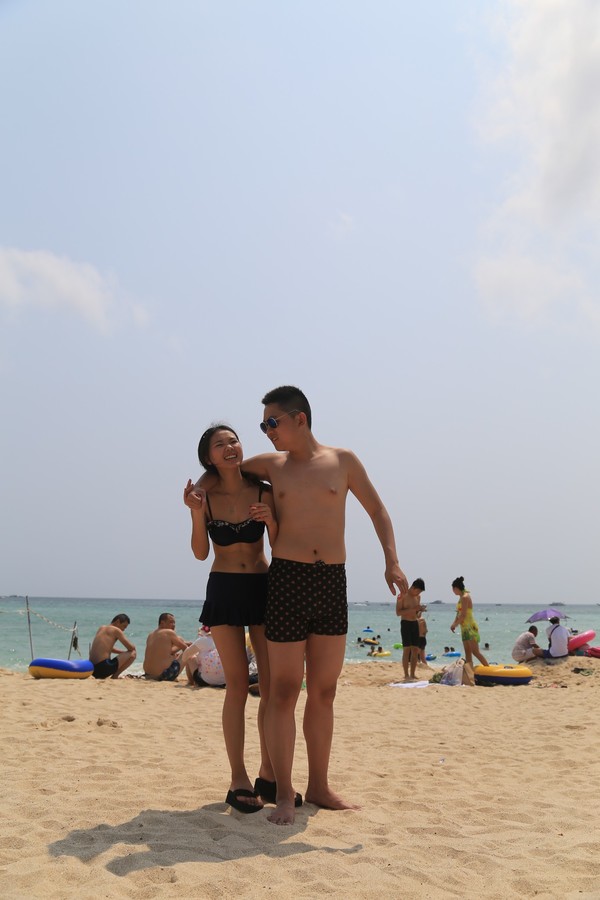 在三亚总有一片海属于一个人,在三亚椰梦长廊海边