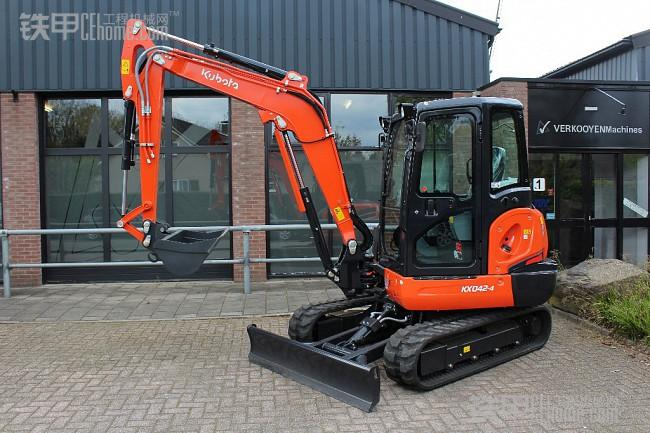 久保田小挖掘机发动机怎么样,久保田全新小挖