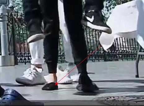 鹿晗热巴互相公主抱视频,热巴与鹿晗温馨逗小孩