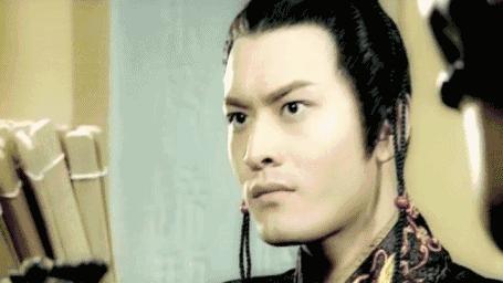 偶像包袱碎一地的明星,黄晓明甩掉偶像包袱开启自黑模式