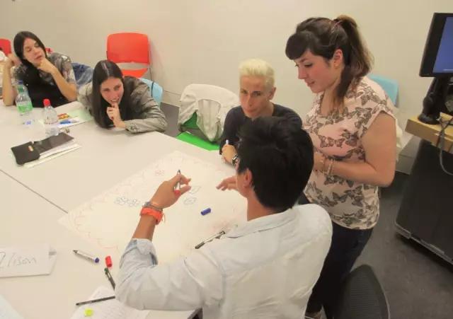 我们筛选了424条留言，只为和那些即将留学的同学们说……