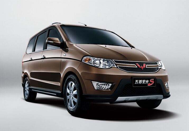 五菱宏光7座suv价格,五菱宏光新款5万6座