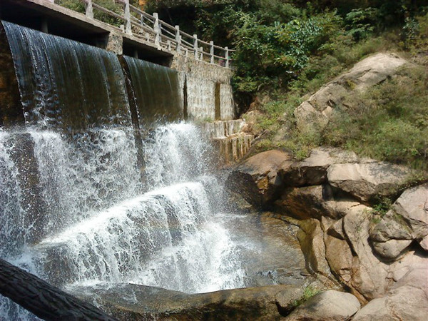 鲁山画眉谷附近哪里有好玩的地方,鲁山画眉谷景区免费的景点