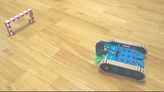 行进、踢球、摇头晃脑样样行，DIY、编程、智能交互个个棒