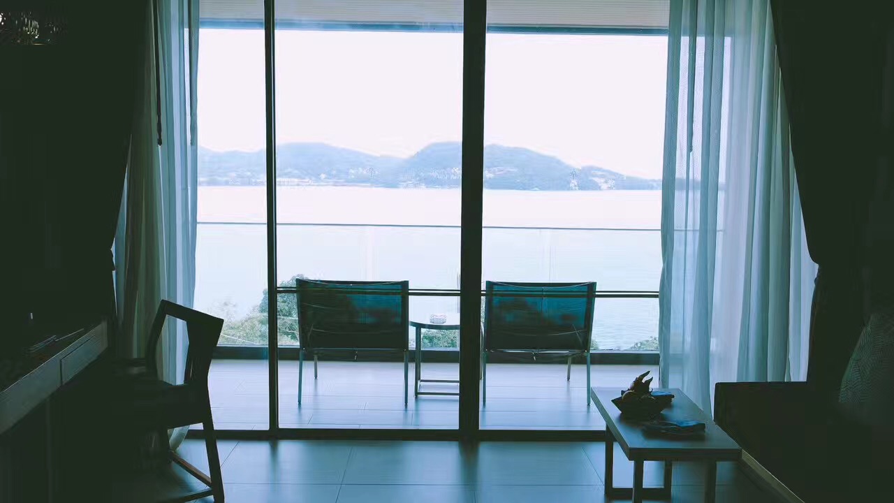 如何花5000元在普吉岛像王思聪一样的装X？