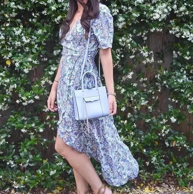 缇庡浗缇庡鍗氫富,鍥藉缇庡蹇呬拱娓呭崟