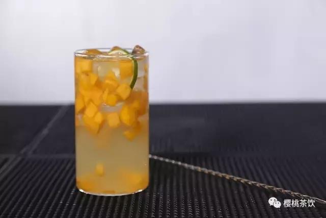 草莓味力娇酒调酒配方大全,蓝橙力娇酒调酒配方大全