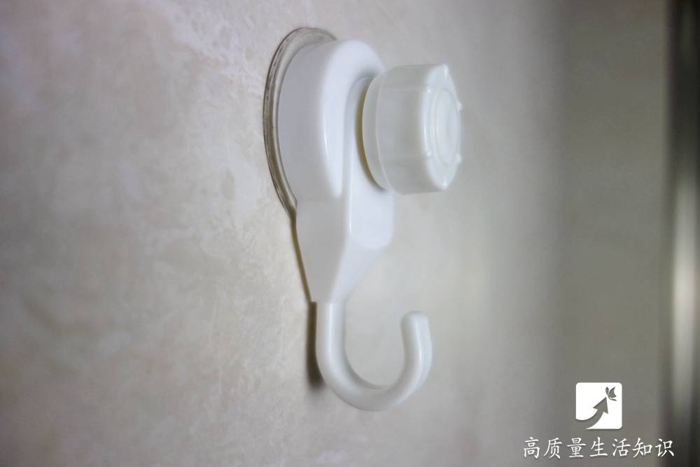 卫生间吸盘挂钩老掉,浴室吸盘挂钩老会掉
