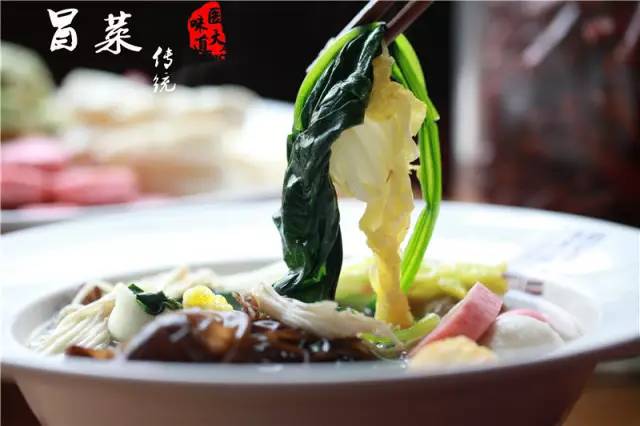 小编带你畅游军校｜第四站：第四军医大学（我们的诗和远方）