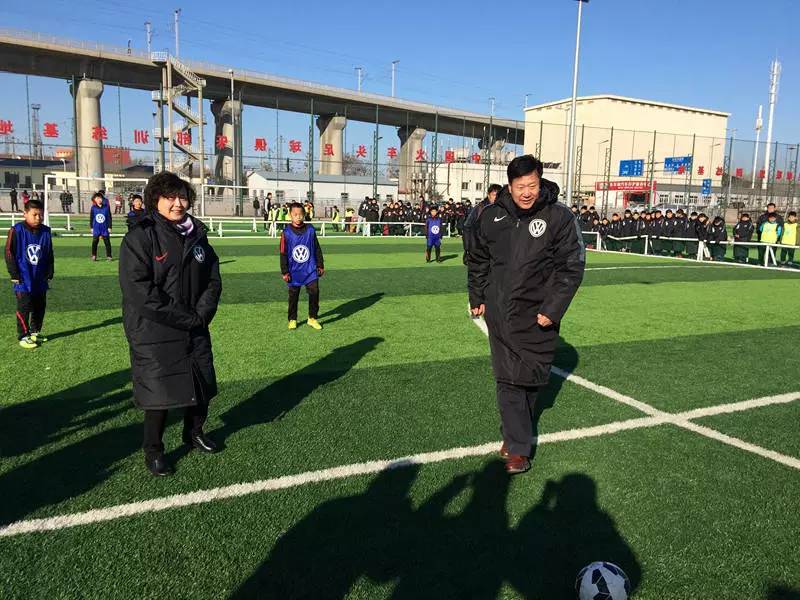 左树声刚进天津队照片,左树声天津队踢球视频