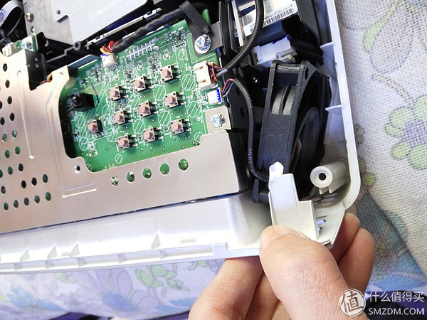 明基w1070投影仪怎么拆镜头,明基投影机w1060换风扇图