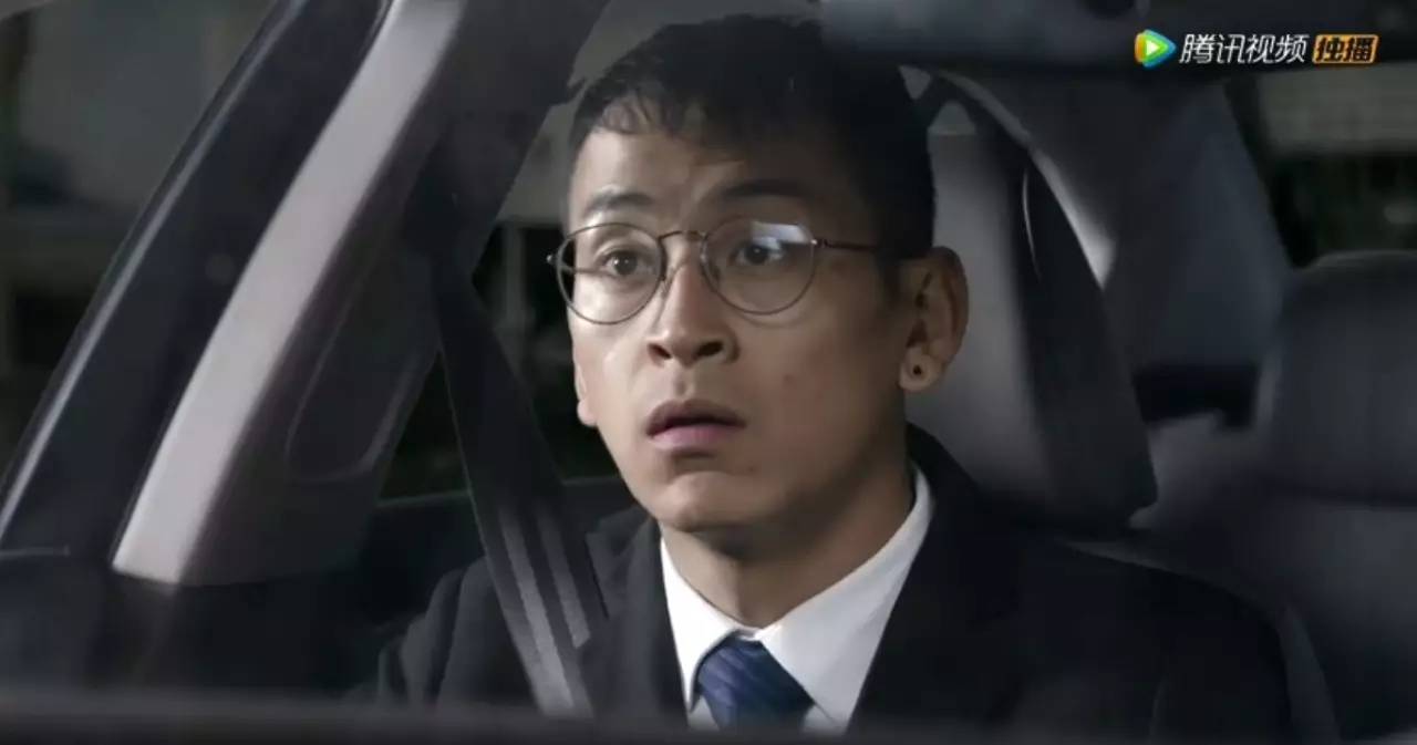 又要开启炸街模式了,今年排第二的国产剧竟然只有3千人看过!