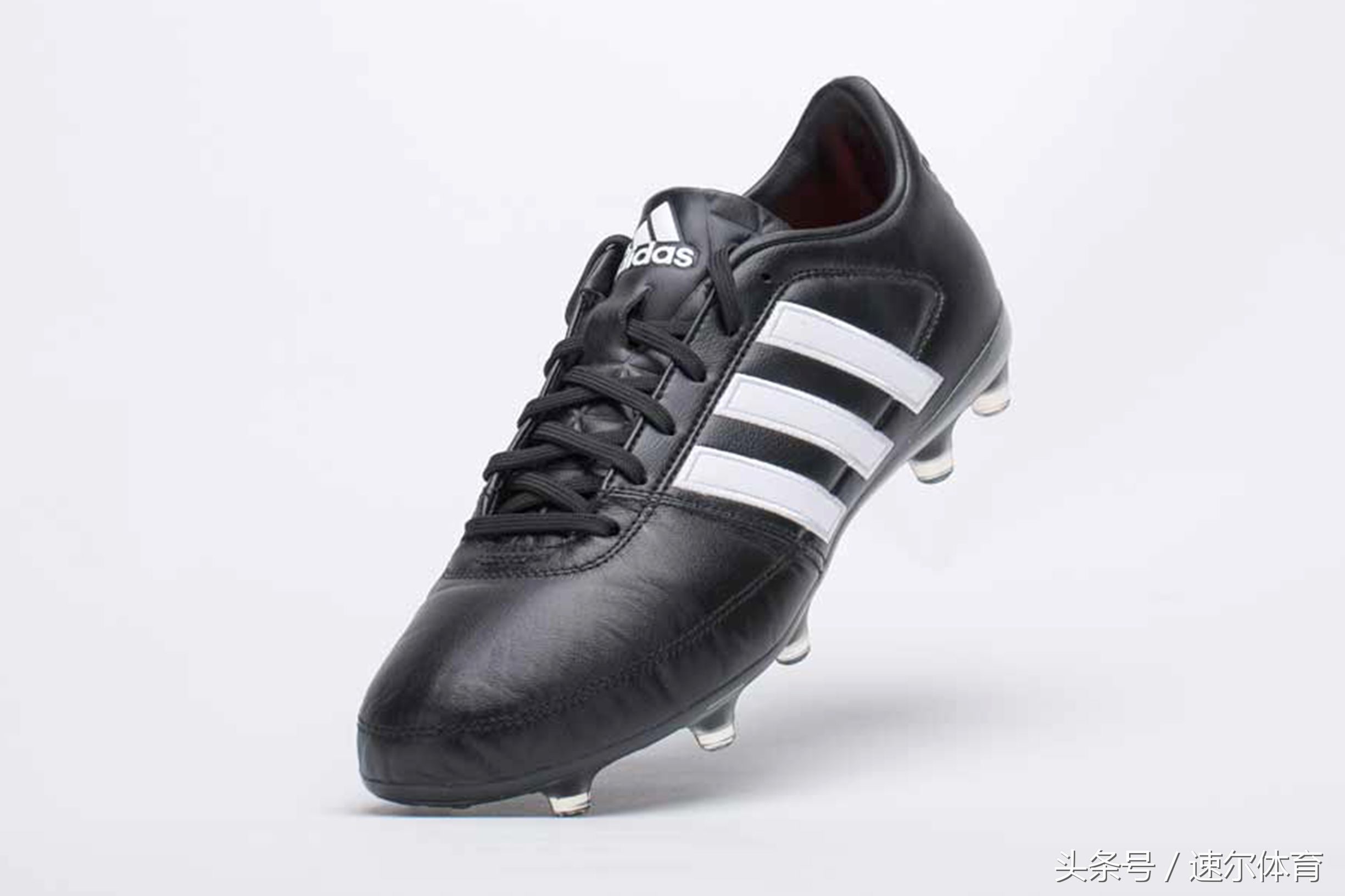500块能买什么顶级足球鞋,500元以内的足球鞋推荐