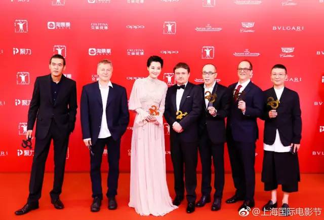 黄渤拿下金爵影帝,金爵奖黄渤黄晓明