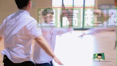 鹿晗当校草有多爽,鹿晗全能鹿校草唱歌跳舞织毛衣