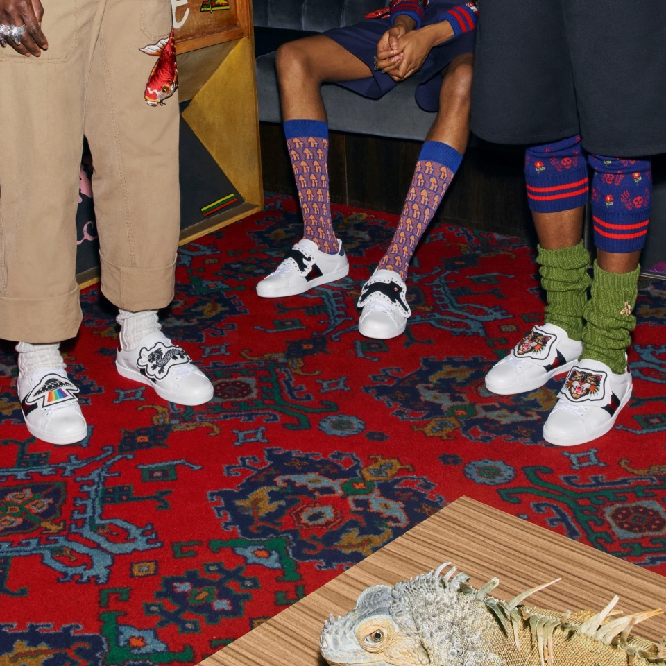 gucci2017蜜蜂鞋,gucci2017早秋刺绣女装系列