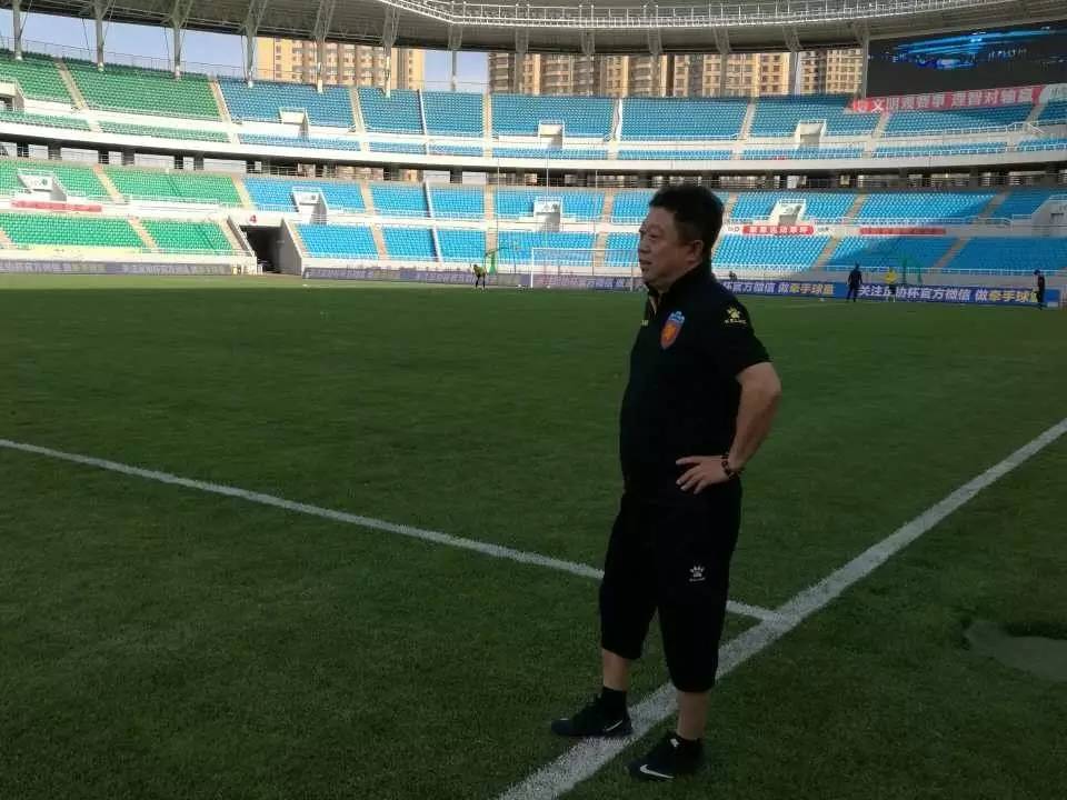 走近内蒙古足球：呼和浩特小草，为生存而战！