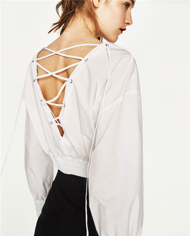 女生穿成什么样符合你的口味 (女生穿到什么样子是男生的底线)