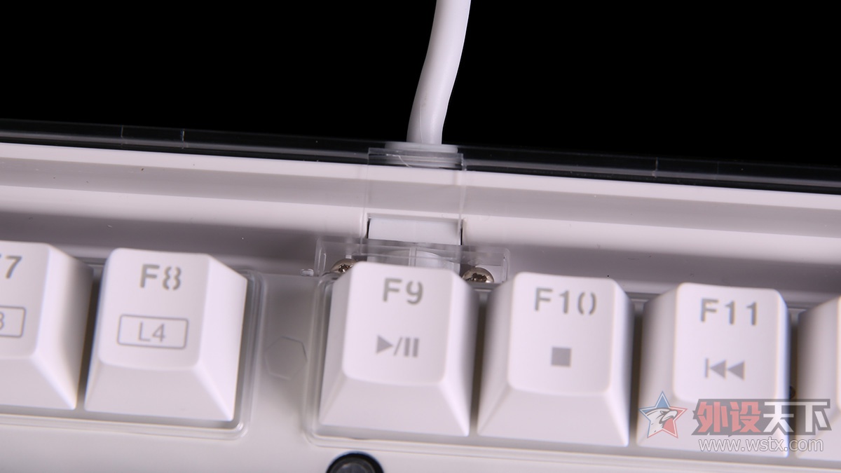 这款键盘有点厉害:可调键程、可在右上方组装乐高模型,最重要的是它有10种灯效