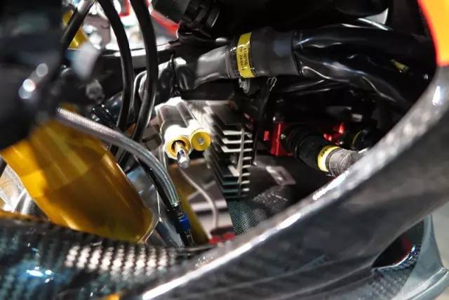 新款rsv4赛道测评,rsv4最接近赛道技术车型