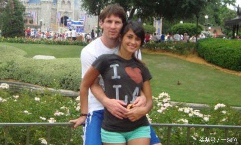 梅西大婚：所有的荣誉莫过于喜欢一个女孩21年