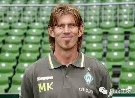 施密特教练组,施密特迪克森队长