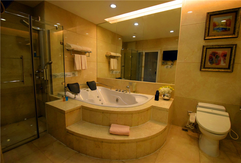 五星级酒店5000元一晚,五星级家庭套房