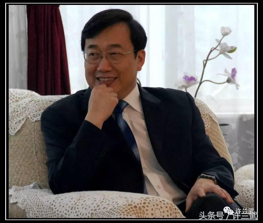 复旦大学许宁生校长修读好“立德”这门终身大课