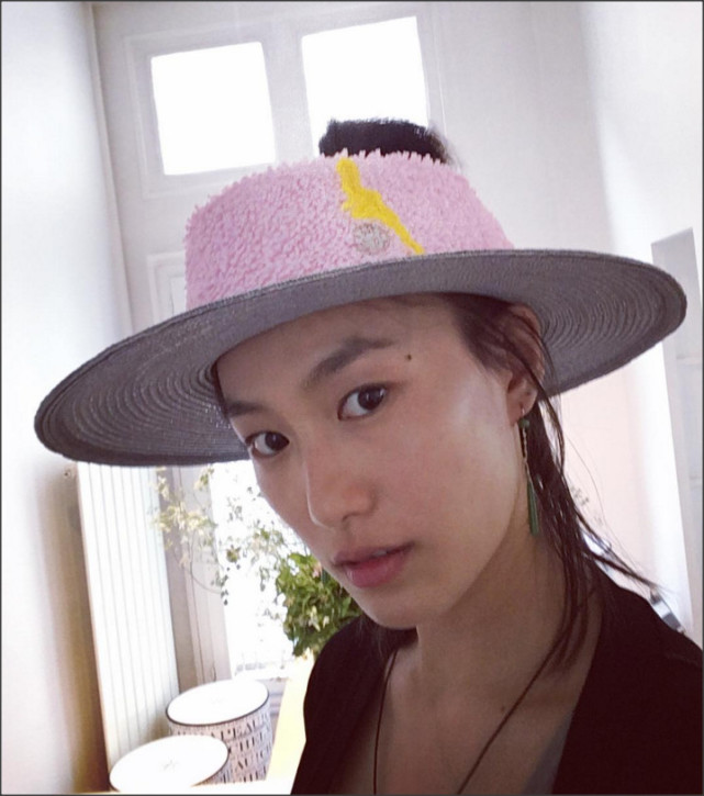 陈冠希秦舒培出游,陈冠希秦舒培旅行照