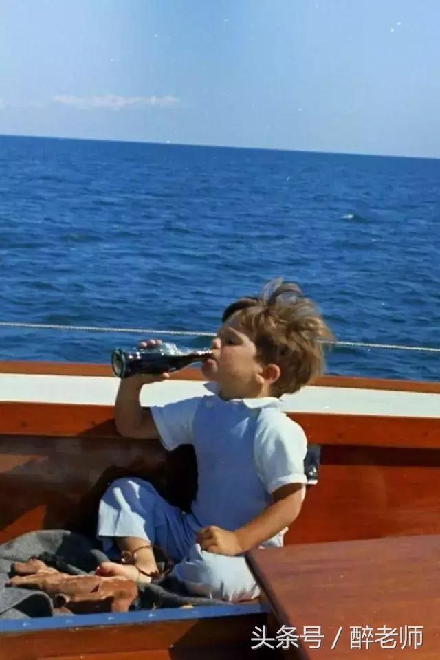 杰奎琳穿着带血的衣服,杰奎琳的眼泪音频