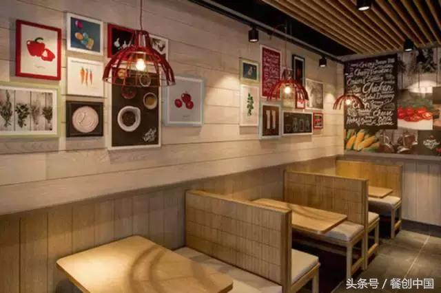 草木绿、工业风、无纸化点餐、小龙虾配朝日啤酒怎么潮怎么上