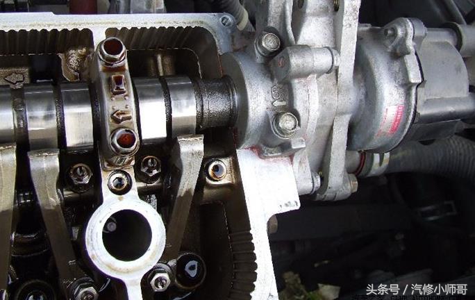 气门间隙调整视频教程,请简述气门间隙的调整方法